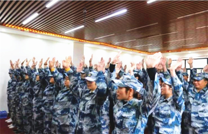 新的一年開始，公司組織開展了一次主題為“拓集體之團結、展東偉之風采”戶外拓展活動。
